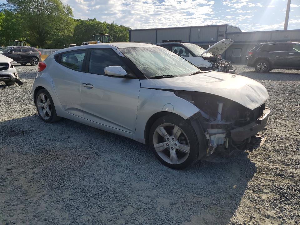 2013 Hyundai Veloster მანქანა იყიდება აუქციონზე, vin: KMHTC6AD3DU165821, აუქციონის ნომერი: 50077946