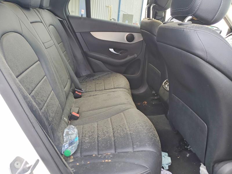 50254106 :رقم المزاد ، WDC0G8DB0LF693136 vin ، 2020 Mercedes-benz Glc مزاد بيع