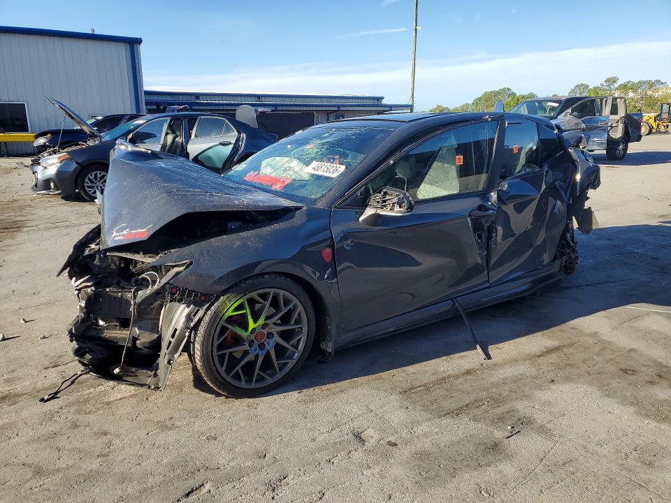 Aukcja sprzedaży 2015 Honda Accord, vin: 1HGCR2F77FA165647, numer aukcji: 48832596