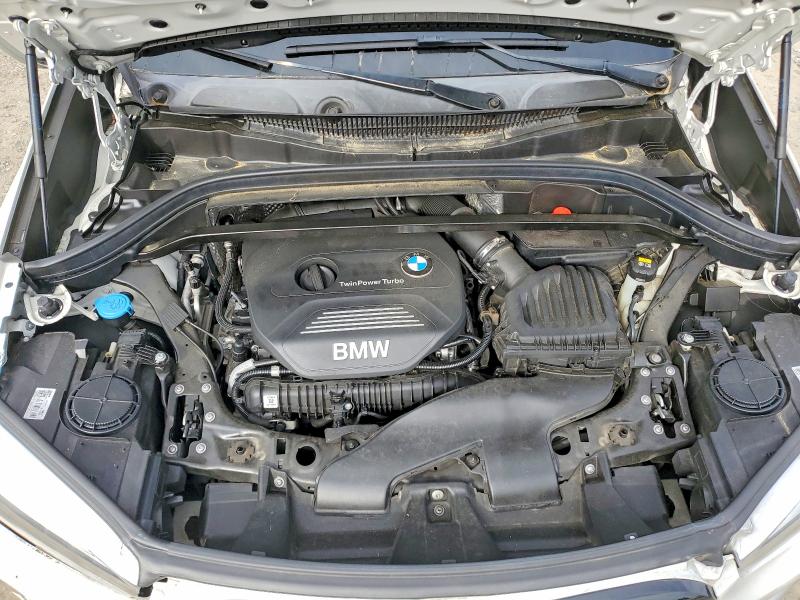 50451216 :رقم المزاد ، WBXHT3C39G5E50122 vin ، 2016 Bmw X1 مزاد بيع