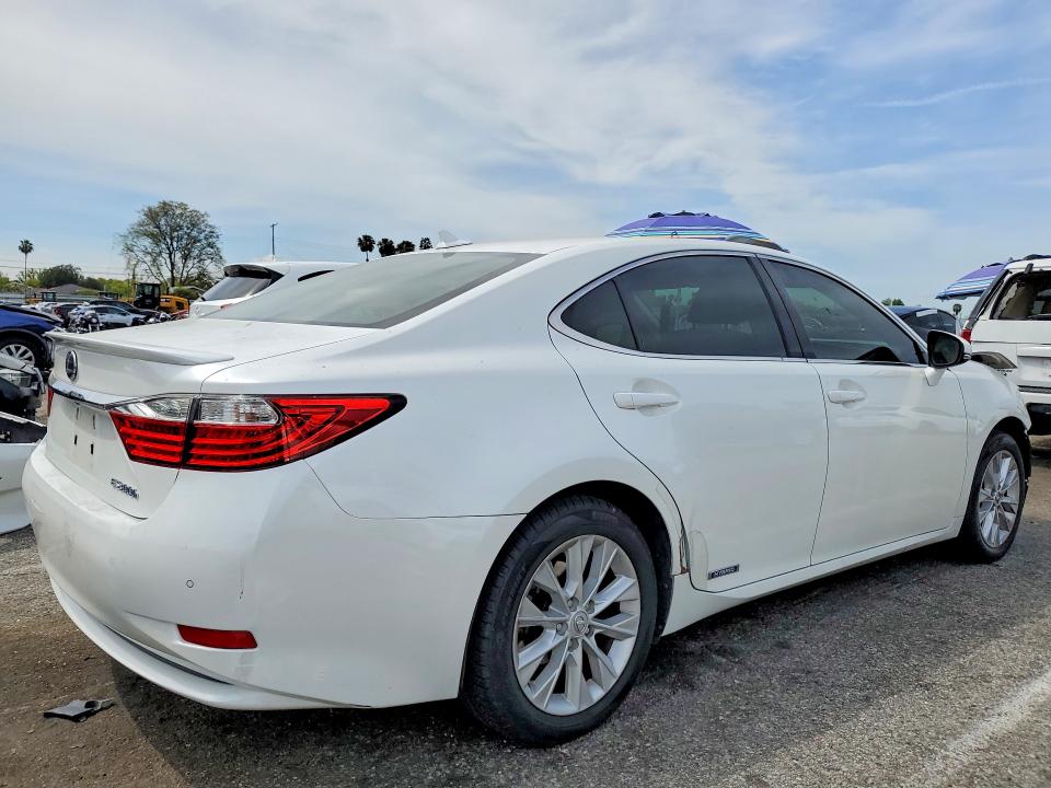 2013 Lexus Es მანქანა იყიდება აუქციონზე, vin: JTHBW1GG6D2006989, აუქციონის ნომერი: 49974656