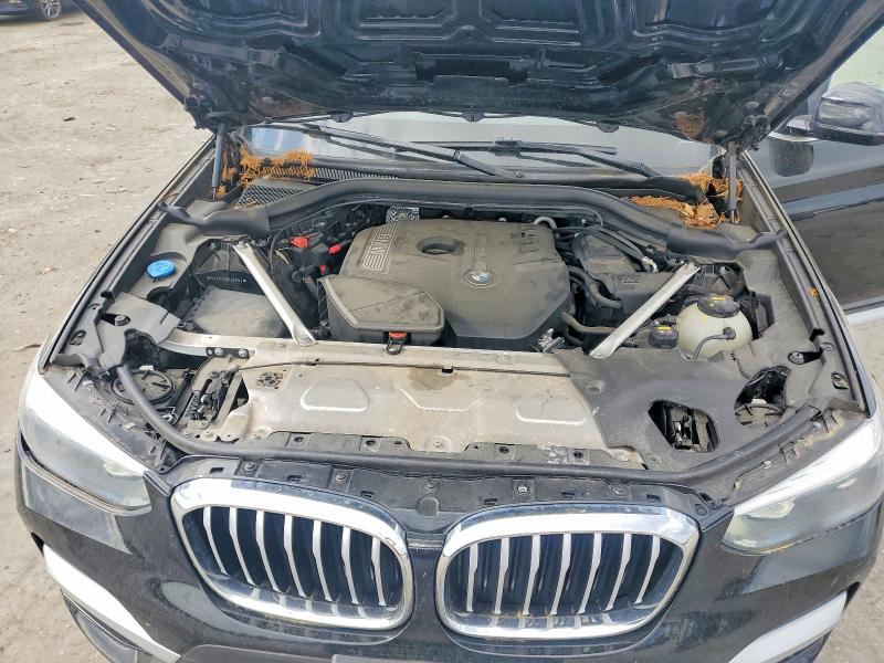 48301626 :رقم المزاد ، 5UXTR7C59KLR49842 vin ، 2019 Bmw X3 مزاد بيع