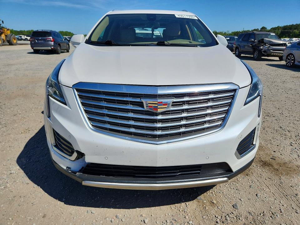 49611566 :رقم المزاد ، 1GYKNFRS3HZ188936 vin ، 2017 Cadillac Xt5 مزاد بيع