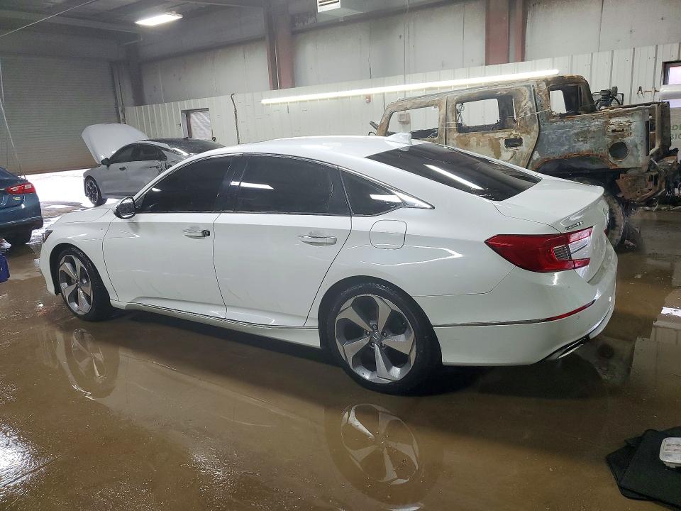 Продаж на аукціоні авто 2018 Honda Accord, vin: 1HGCV2F94JA050493, номер лоту: 51777656