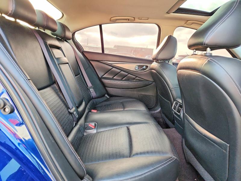 49565846 :رقم المزاد ، JN1EV7AR4JM435095 vin ، 2018 Infiniti Q50 مزاد بيع