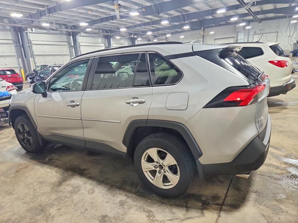 Продажа на аукционе авто 2021 Toyota Rav4, vin: 2T3P1RFV7MC193138, номер лота: 49725536