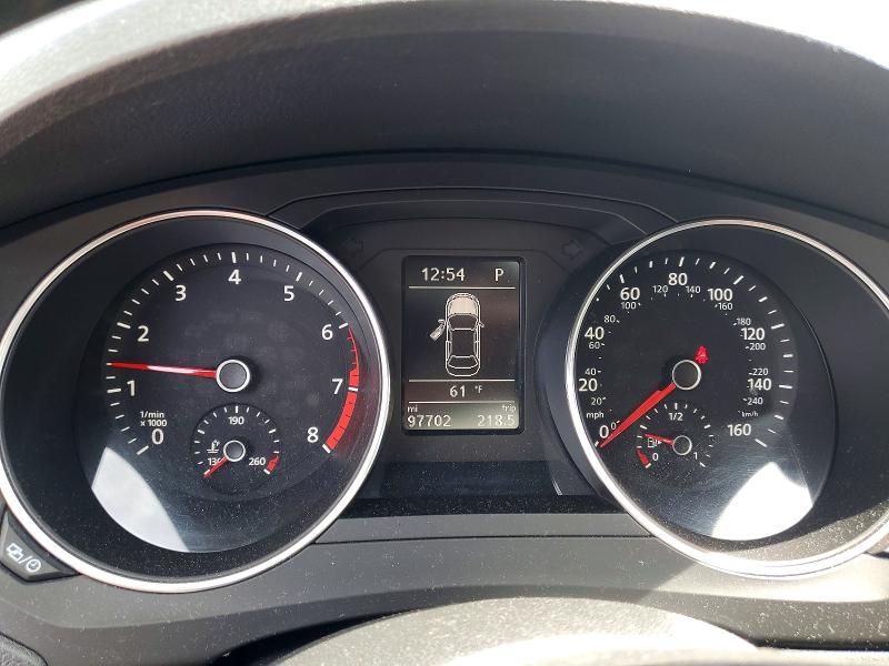 51205686 :رقم المزاد ، 3VWDB7AJXHM299000 vin ، 2017 Volkswagen Jetta مزاد بيع