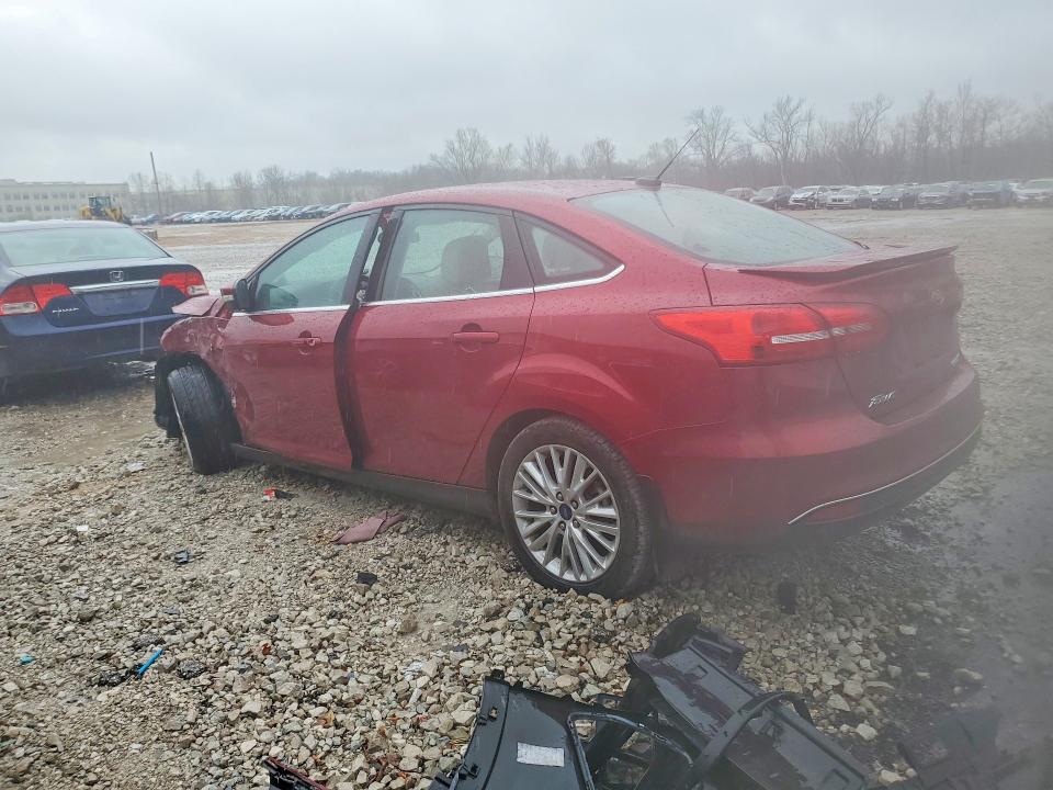 48456506 :رقم المزاد ، 1FADP3J28FL313860 vin ، 2015 Ford Focus مزاد بيع