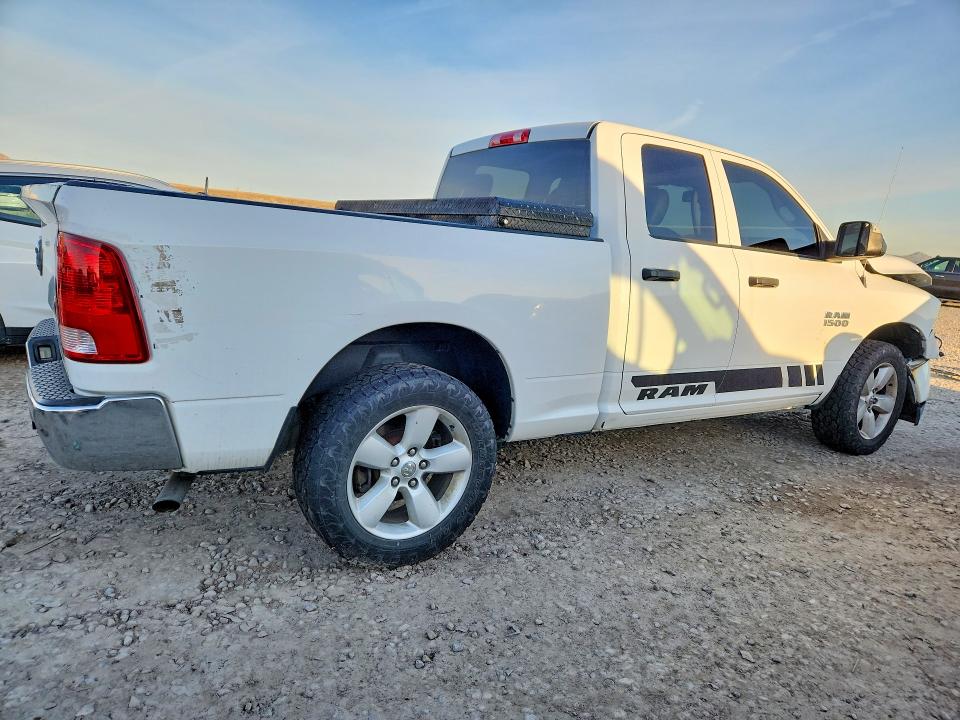50475426 :رقم المزاد ، 1C6RR7FG7JS306538 vin ، 2018 Ram 1500 مزاد بيع
