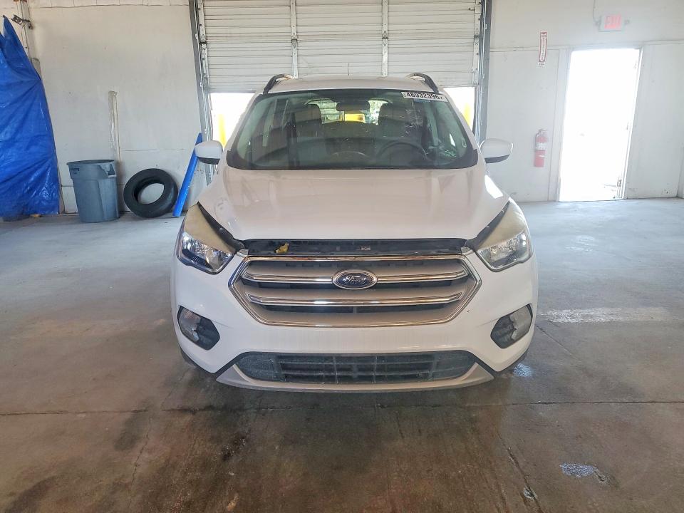 Продажа на аукционе авто 2018 Ford Escape, vin: 1FMCU0GD4JUA48021, номер лота: 48932396