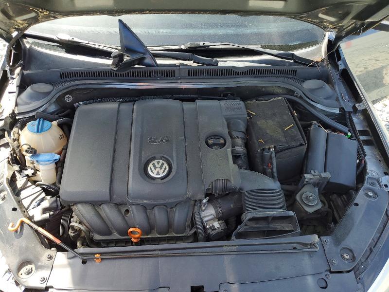 49843336 :رقم المزاد ، 3VWGZ7AJ1BM327122 vin ، 2011 Volkswagen Jetta مزاد بيع