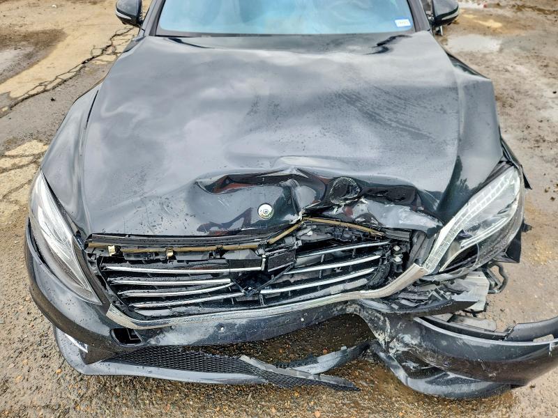 51300786 :رقم المزاد ، WDDUG8FB8HA298829 vin ، 2017 Mercedes-benz S مزاد بيع