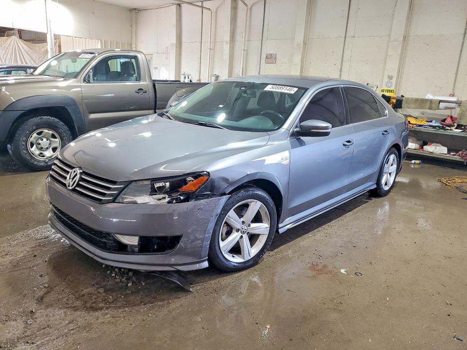 Продажа на аукционе авто 2015 Volkswagen Passat, vin: 1VWAT7A32FC105091, номер лота: 50889146