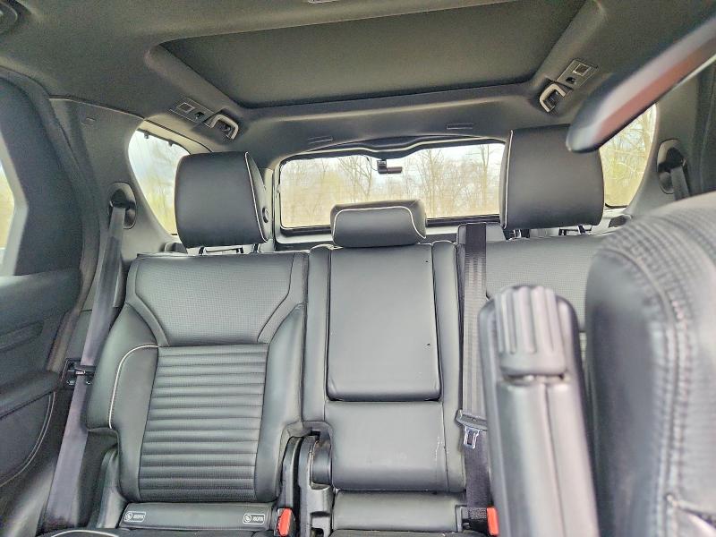 2017 Land Rover Discovery მანქანა იყიდება აუქციონზე, vin: SALRHBBK9HA023169, აუქციონის ნომერი: 49467196