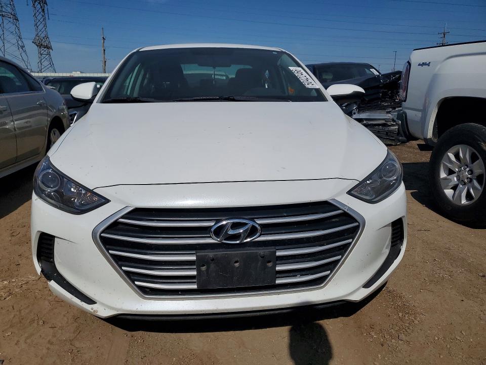 Продажа на аукционе авто 2018 Hyundai Elantra, vin: 5NPD84LF6JH272655, номер лота: 50422466