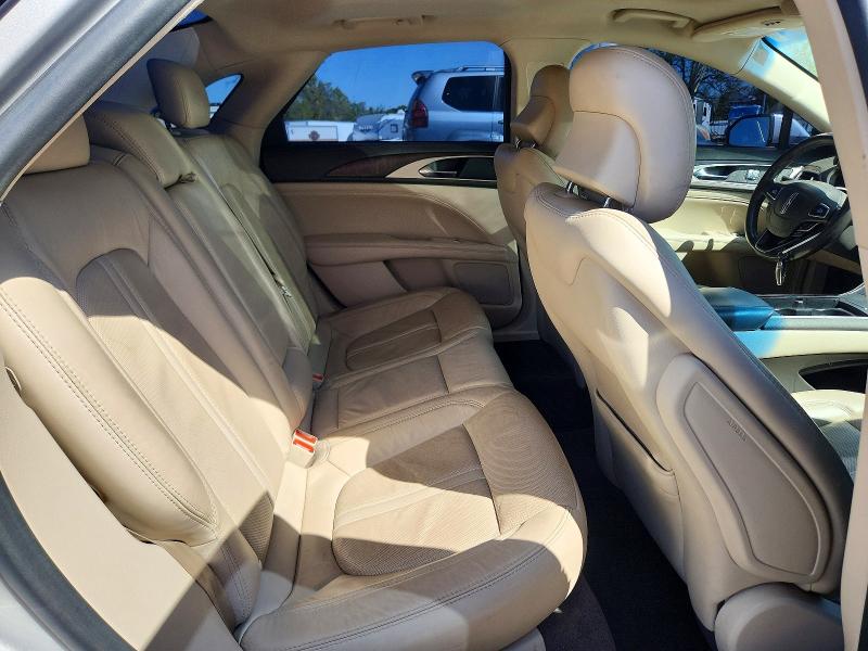 50451016 :رقم المزاد ، 3LN6L5F93HR644880 vin ، 2017 Lincoln Mkz مزاد بيع