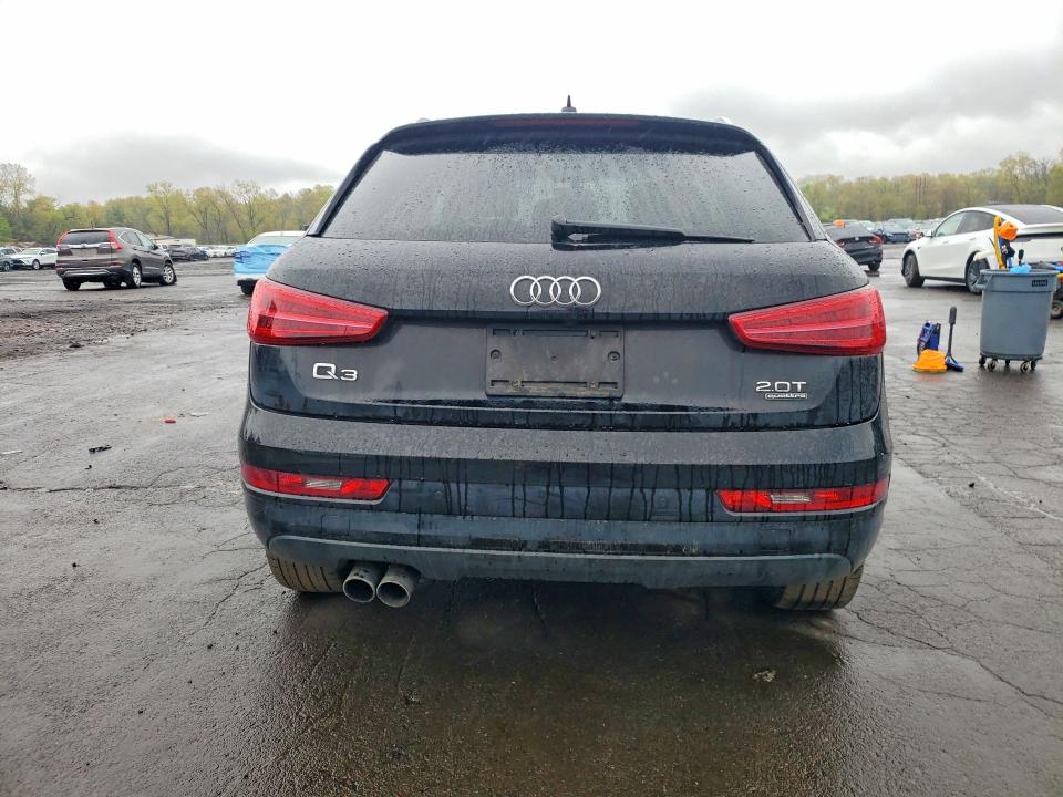 51076676 :رقم المزاد ، WA1ECCFSXJR018522 vin ، 2018 Audi Q3 مزاد بيع