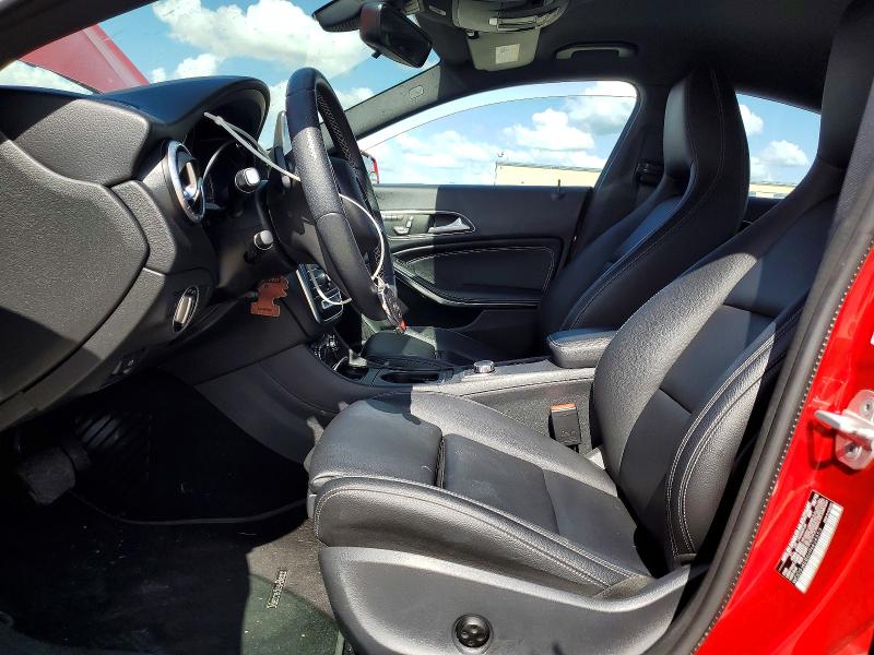 48484906 :رقم المزاد ، WDDSJ4EB6HN424553 vin ، 2017 Mercedes-benz Cla مزاد بيع