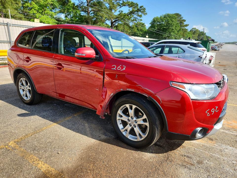2015 Mitsubishi Outlander მანქანა იყიდება აუქციონზე, vin: JA4AD3A35FZ009021, აუქციონის ნომერი: 50899206