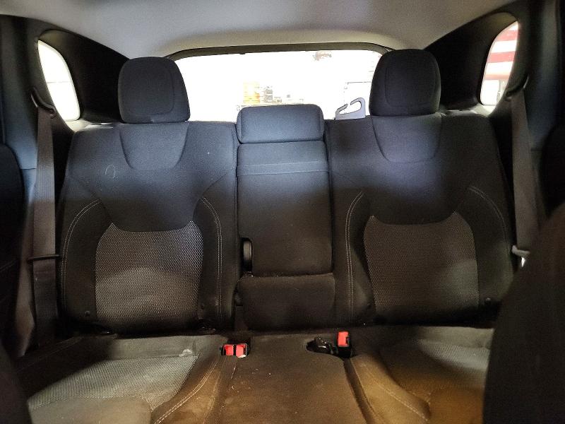 49564716 :رقم المزاد ، 1C4PJLCB6KD221849 vin ، 2019 Jeep Cherokee مزاد بيع