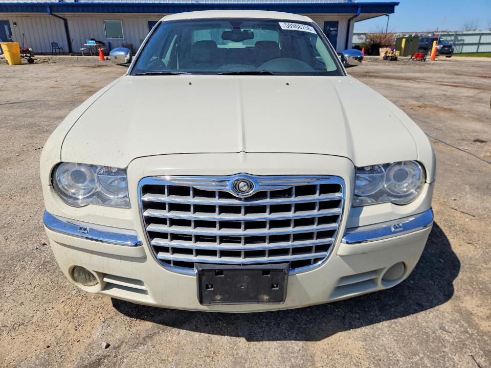 50968756 :رقم المزاد ، 2C3AA63H15H115297 vin ، 2005 Chrysler 300c مزاد بيع