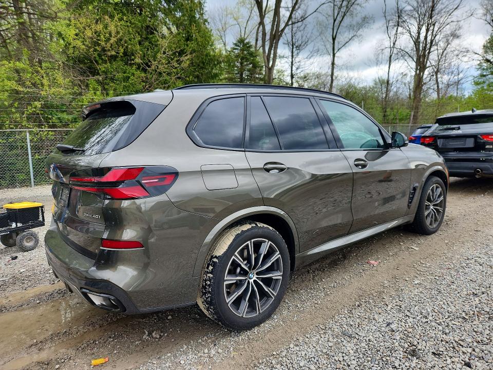 51975176 :رقم المزاد ، 5UX23EU06R9T41577 vin ، 2024 Bmw X5 مزاد بيع