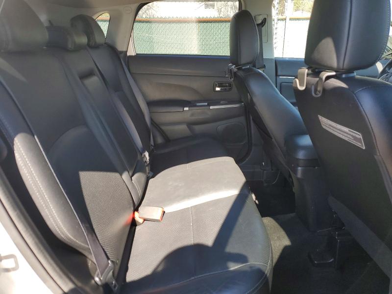 Продаж на аукціоні авто 2018 Mitsubishi Outlander Sport, vin: JA4AR4AW4JU002214, номер лоту: 49114086