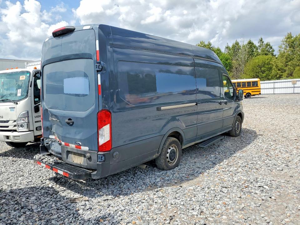 47230166 :رقم المزاد ، 1FTBR3X81LKB28350 vin ، 2020 Ford Transit مزاد بيع