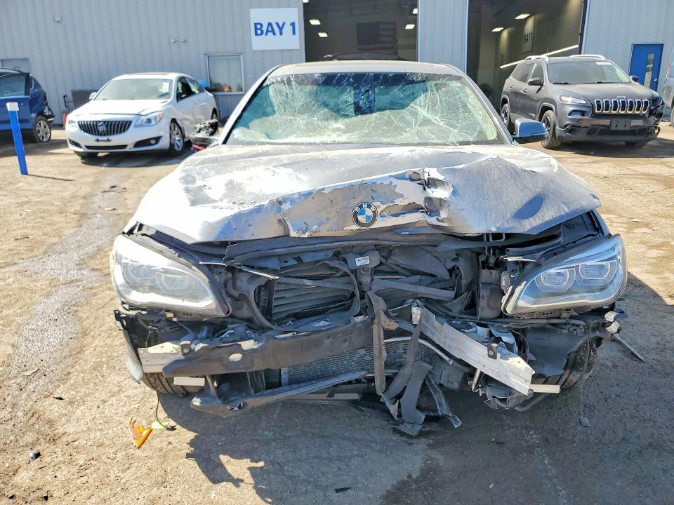 2013 Bmw 750 მანქანა იყიდება აუქციონზე, vin: WBAYF8C53DD140398, აუქციონის ნომერი: 50660726