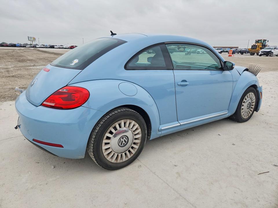 50490286 :رقم المزاد ، 3VWJX7AT1DM674563 vin ، 2013 Volkswagen Beetle مزاد بيع