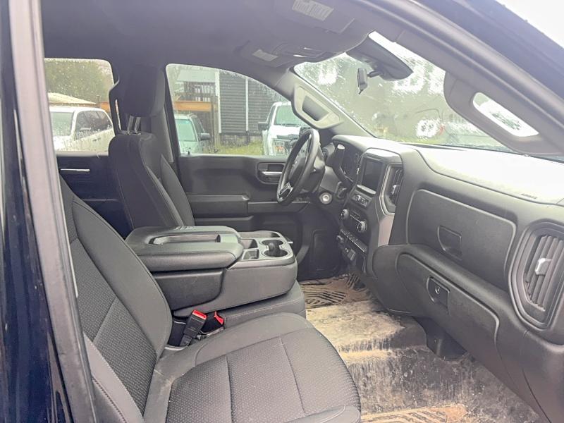 50394946 :رقم المزاد ، 1GCPYCEF6MZ393641 vin ، 2021 Chevrolet Silverado مزاد بيع