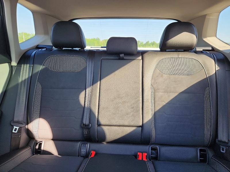 Продажа на аукционе авто 2025 Volkswagen Taos, vin: 3VVVC7B23SM016618, номер лота: 50249946