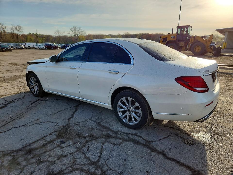 46910036 :رقم المزاد ، W1KZF8EB3LA766081 vin ، 2020 Mercedes-benz E مزاد بيع