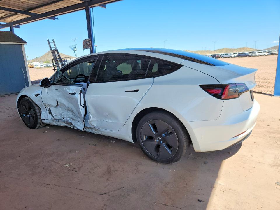 Продажа на аукционе авто 2023 Tesla Model 3, vin: 5YJ3E1EA5PF581299, номер лота: 48816946