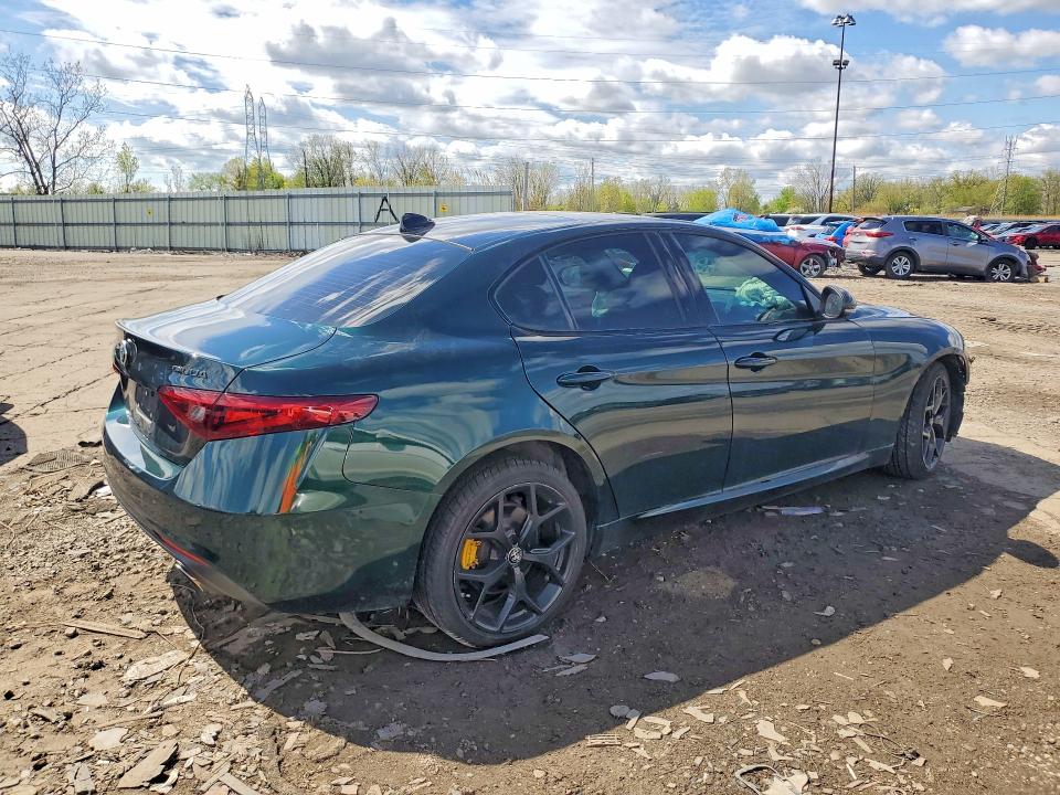 Продажа на аукционе авто 2021 Alfa Romeo Giulia, vin: ZARFANBN5M7648529, номер лота: 51674436