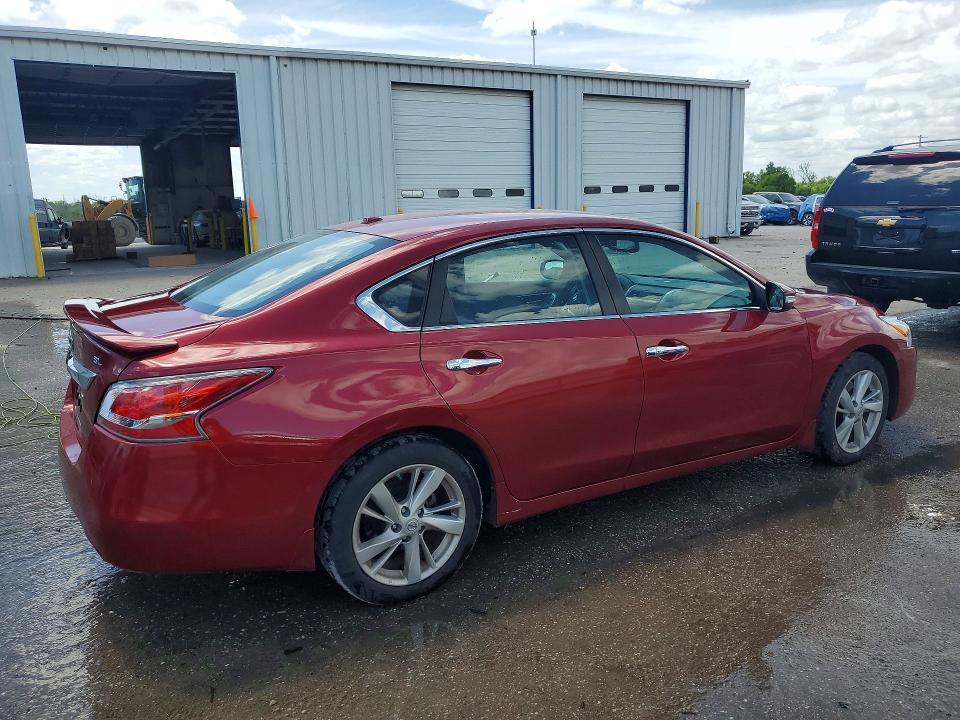 Продажа на аукционе авто 2015 Nissan Altima, vin: 1N4AL3AP2FC105399, номер лота: 50930726