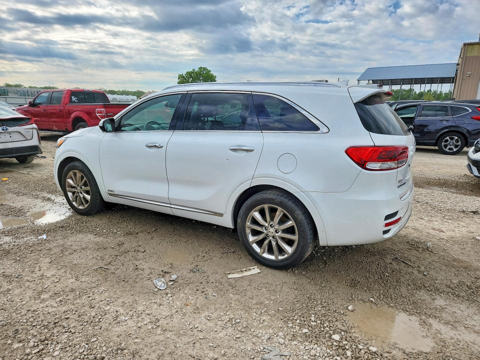 2017 Kia Sorento მანქანა იყიდება აუქციონზე, vin: 5XYPKDA50HG283032, აუქციონის ნომერი: 51033376