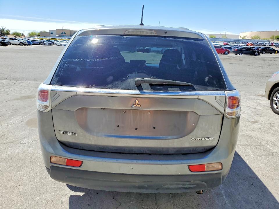 51157266 :رقم المزاد ، JA4AZ3A37EZ015516 vin ، 2014 Mitsubishi Outlander مزاد بيع