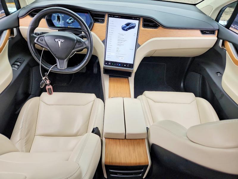 2018 Tesla Model X მანქანა იყიდება აუქციონზე, vin: 5YJXCBE25JF101694, აუქციონის ნომერი: 49408906