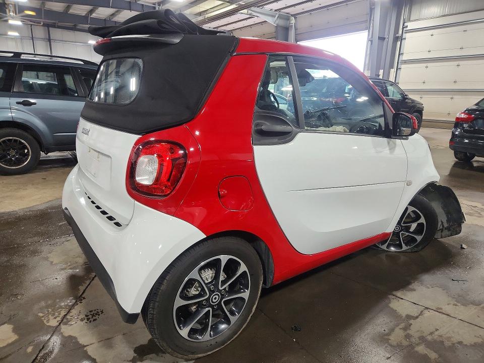 Продажа на аукционе авто 2017 Smart Cars Fortwo, vin: WMEFK5DA8HK116892, номер лота: 50894806