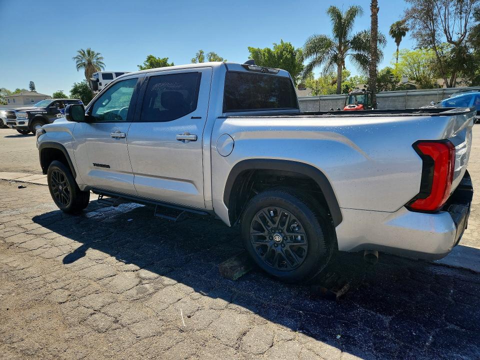 Auction sale of the 2025 Toyota Tundra, vin: 5TFWA5DB7SX271860, lot number: 49882496