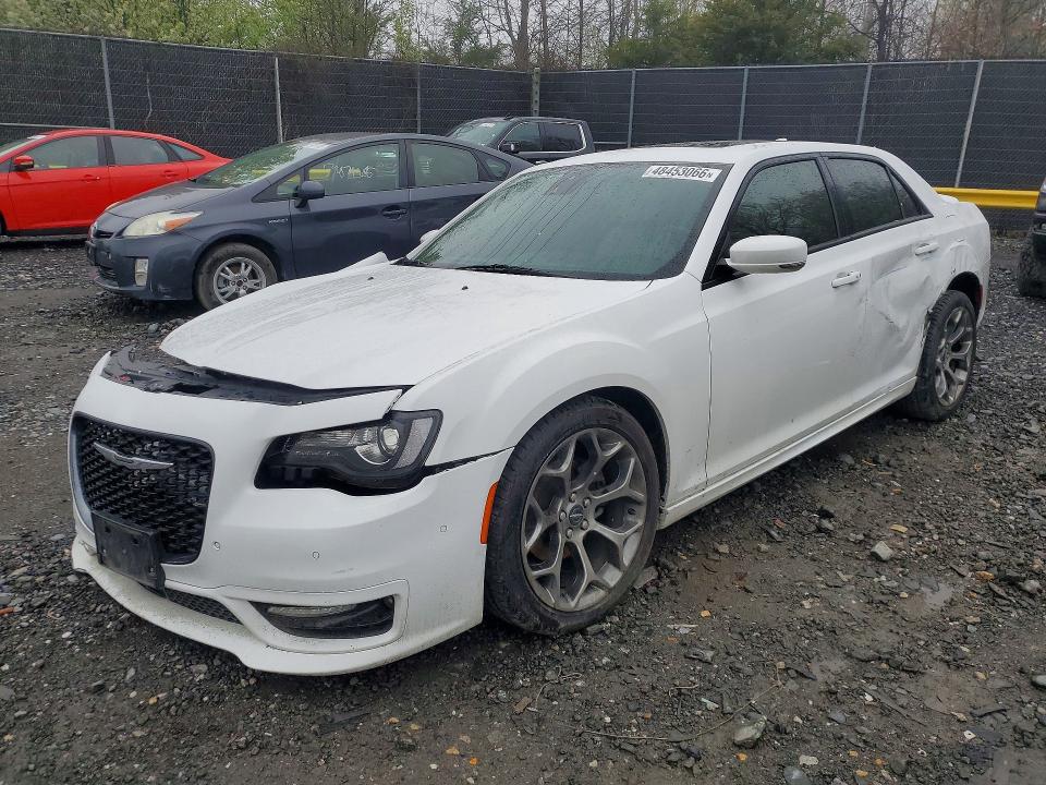 Продажа на аукционе авто 2018 Chrysler 300, vin: 2C3CCABG1JH201640, номер лота: 48453066
