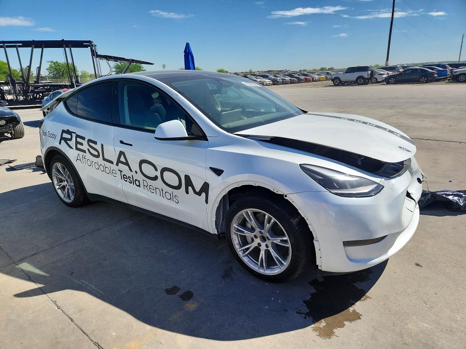 Продажа на аукционе авто 2024 Tesla Model Y, vin: 7SAYGDEDXRF042291, номер лота: 49085096