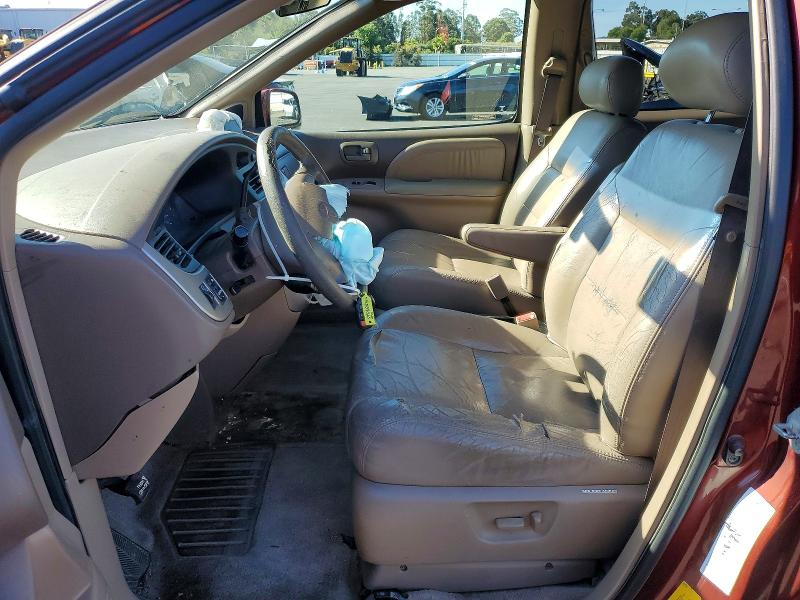 51009026 :رقم المزاد ، 4T3ZF13C82U490364 vin ، 2002 Toyota Sienna مزاد بيع