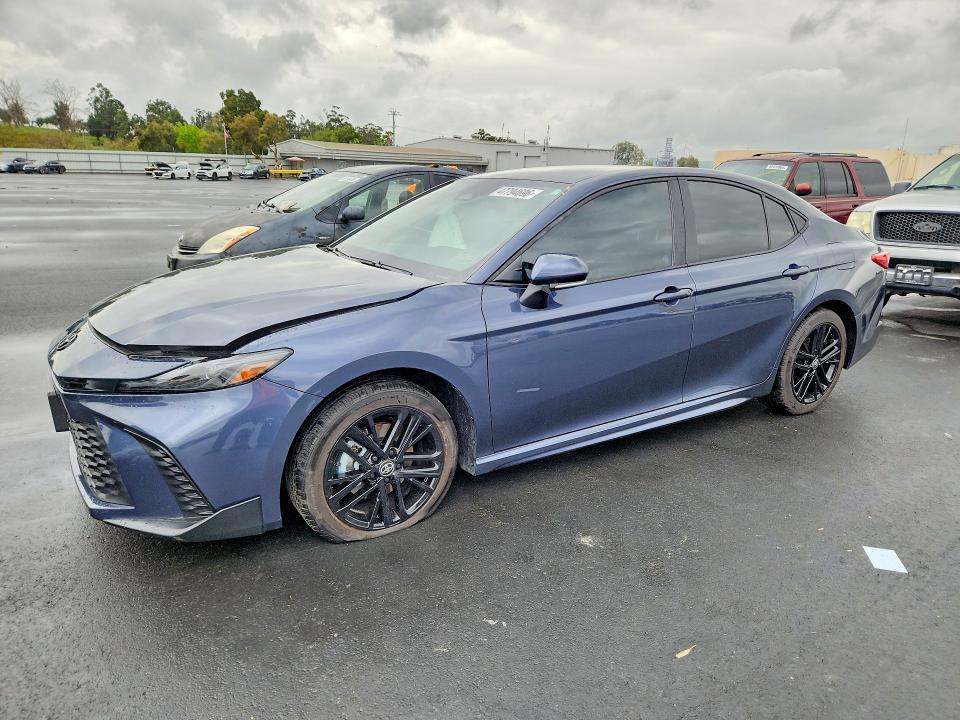 47794696 :رقم المزاد ، 4T1DAACK7TU672454 vin ، 2026 Toyota Camry مزاد بيع