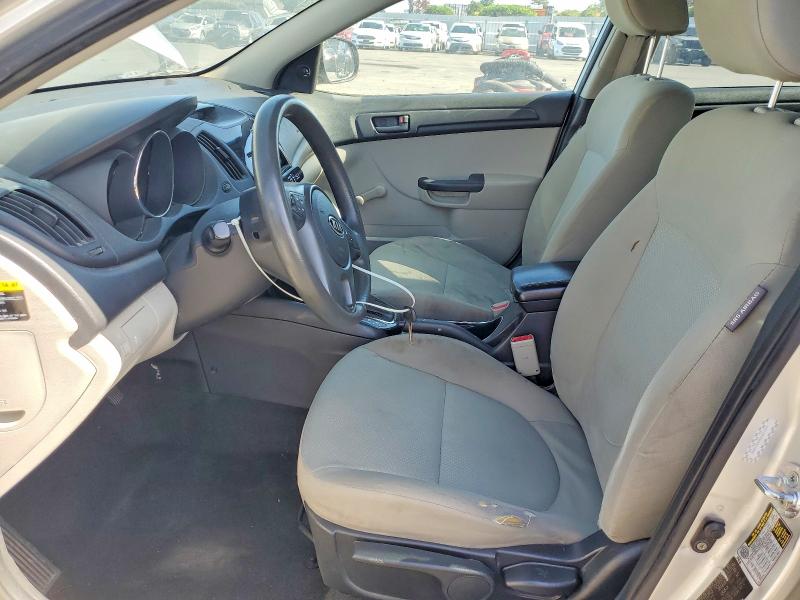2013 Kia Forte მანქანა იყიდება აუქციონზე, vin: KNAFT4A26D5677374, აუქციონის ნომერი: 51470886