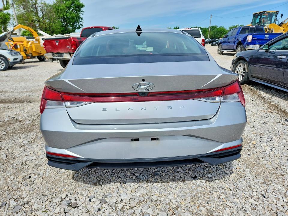 79784085 :رقم المزاد ، 5NPLM4AG2MH024247 vin ، 2021 Hyundai Elantra مزاد بيع
