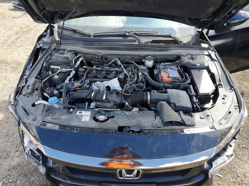 51628176 :رقم المزاد ، 1HGCV1F37NA801971 vin ، 2022 Honda Accord مزاد بيع