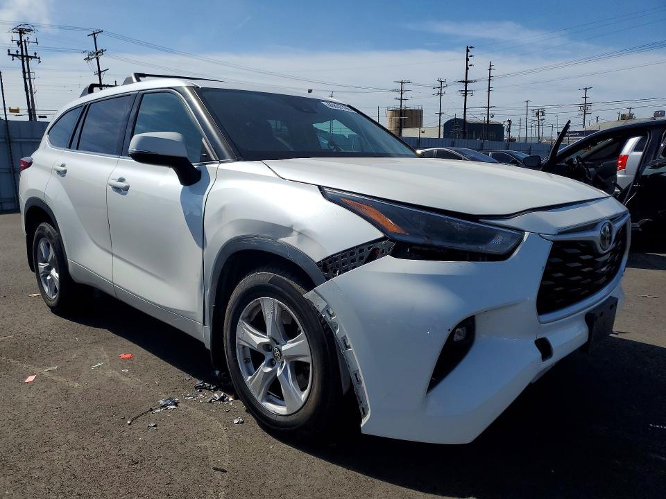 48802196 :رقم المزاد ، 5TDZZRAHXMS057492 vin ، 2021 Toyota Highlander مزاد بيع