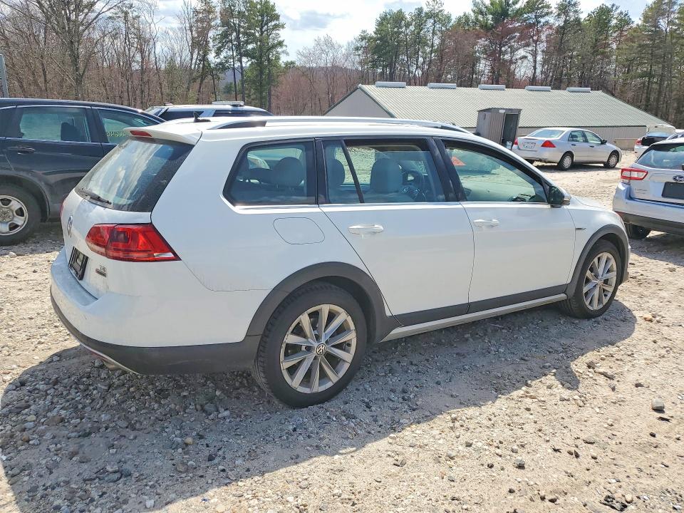 Aukcja sprzedaży 2017 Volkswagen Golf Alltrack, vin: 3VWH17AU8HM533438, numer aukcji: 49780466